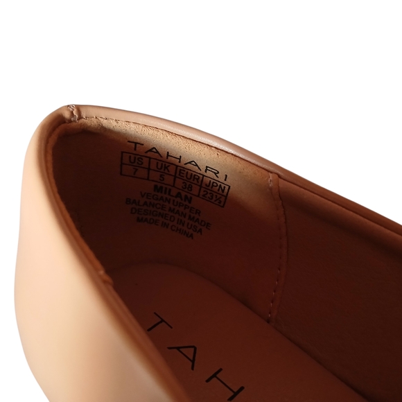 TAHARI Women's Camel w/black Mary Jane Flats - Picture 6 of 6